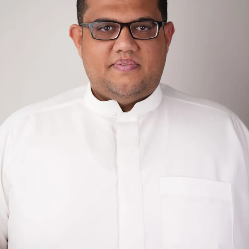 علي كريم